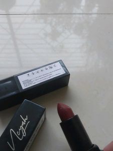 lipstick