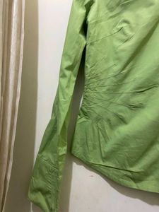 Green Button-Down Shirt 34-36 stretchable
