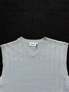 Pinterest Y2K Knitt Vest