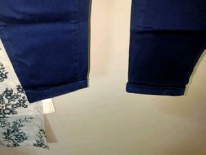 Women&#39;s MAX Navy Blue Trouser