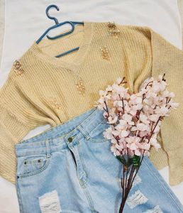 B2G2 🎁 Beige Pullover with Sequin Detail B