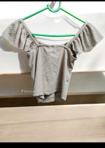 SSS Front Knot Top