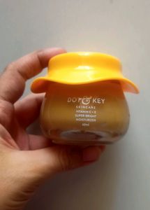DOT &amp; KEY Vitamin C +  E Glow Moisturizer