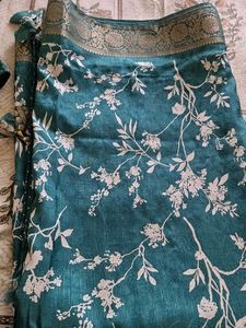 Elegant Dark Green Saree With Blouse(like New)