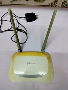 TP-link  300Mbps Wireless N Speed With Charger