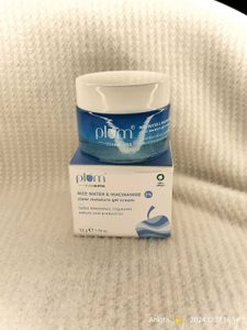 Plum RICE WATER AND NIACINAMIDE MOISTURE GEL CREAM