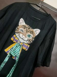 Black T-shirt Cat 🐱 Design For 38 Bust