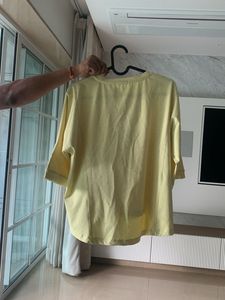 Fixed price, 3/4 sleeves, yellow T-shirt