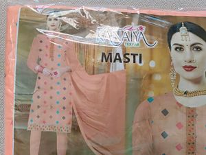Floral Embroidered Kurti Set
