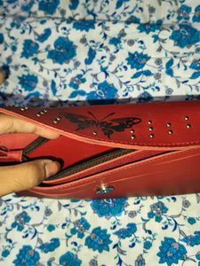 Red Trending Wallet