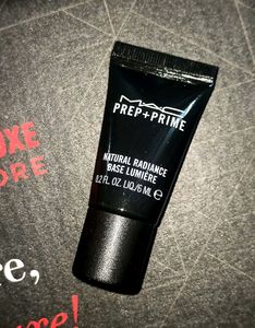 MAC Primer+Moisturizer