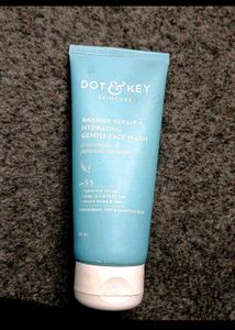 Dot & Key Hydrating Face Wash