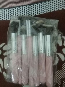30 Rs Off... Makeup Brushes