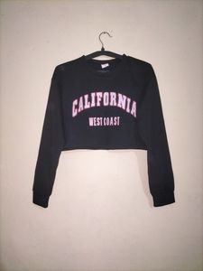 URBANIC Black Sweatshirt
