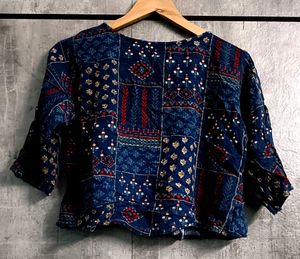 Turritopsis Crop Top