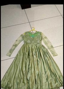 💚Pastel Green Networked Gown 💚