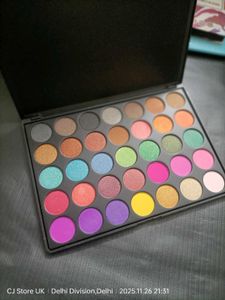 MAC 40 Shades Eyeshadow Palette