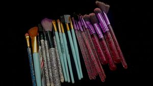 Glam & Pro Makeup Brush Set - Mixed Styles
