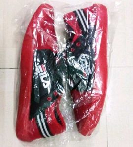 NEW NO USED  SENAKER SPORTS SHOES.