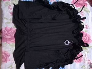 Gorgeous Black Crop Top For Women
