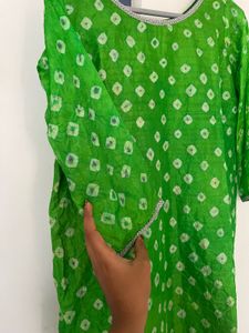 Green Bandhani Kurti