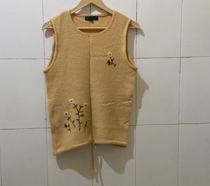 Floral Embroidered Knit Vest