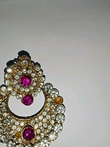Combo Offer (1: STONE Earrings)(2: Stone Back Clip)(3: White CLETURE)(4:Mangal Sutro)