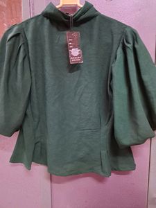 PRICE DROP///Dark Green Top