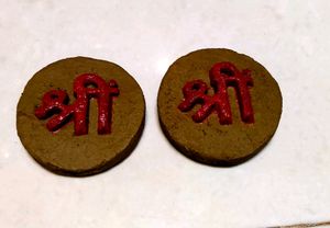 1" Inch श्री Sticker Made From Cow Dung