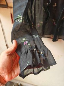 H&amp;M Sheer Top. Semi Cropped. Good Condition