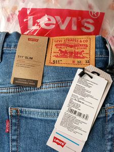 We supply original branded Levi&#39;s jeans