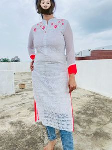 White Kurti