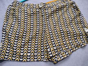 Wavy Patterned Shorts