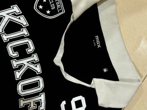 Max Black casual tee