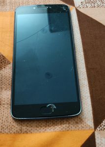 Motorola E4 Plus