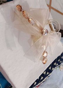 Beautiful Clacher With Stone