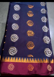 Elegant Festive Saree 💜