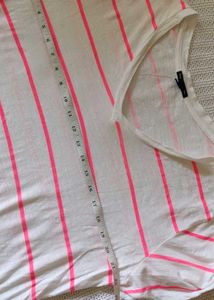 GAP Striped V-Neck Tee