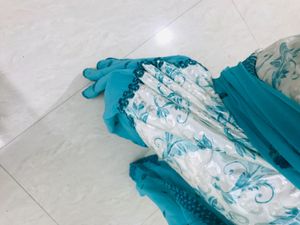 Elegant White &amp; Blue Saree