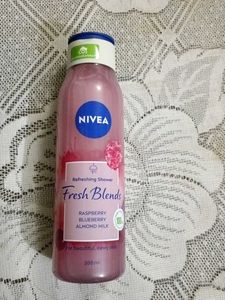 Nivea Fresh Blends Body Wash
