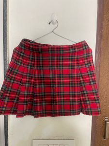 Red Plaid Pleated Skirt – Classic Tartan Style