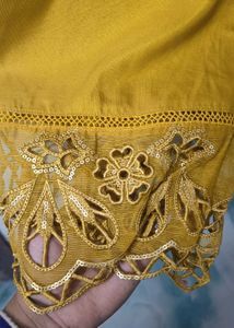 🔥 Fixed Price 🔥Pakistani Cutwork Og Dress