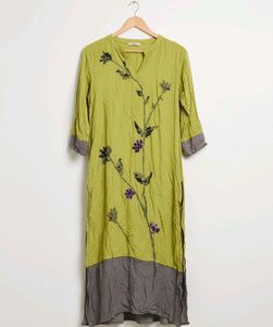Floral Embroidered Kurta medium size