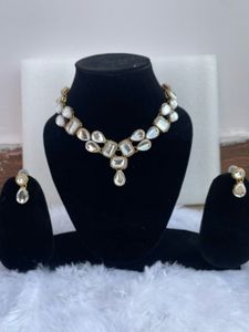 Elegant Necklace &amp; Earring Set