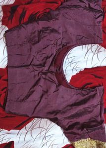 Burgundy Silk Saree with Gold Border And Blouse