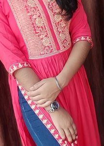 Nyra Kurti