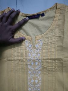 L srishti short sleeve knee length yellow kurti