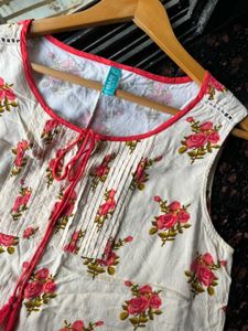 Peach Floral flowy top