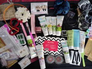 MYSTERY SKINCARE- ANY 3 WITH FREEBIES ❤️