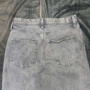 Light Wash Wide Leg Jeans ✨